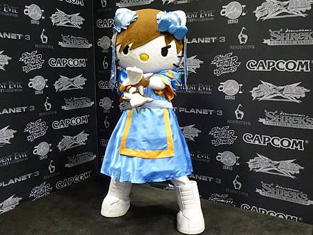 Hello Kitty Street Fighter Chun-Li 2