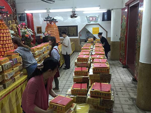 IMG_2586.JPG IMG_2586.JPG