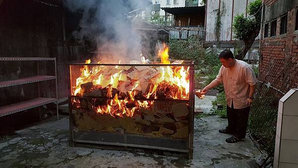 IMG_2711.JPG IMG_2711.JPG