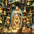 羅東震安宮觀世音菩薩聖像。中間為宜蘭觀音石佛，第11番醍醐寺．準提觀世音聖像。