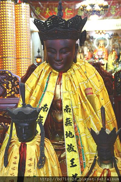 新竹東寧宮前殿九華山地藏王菩薩聖像