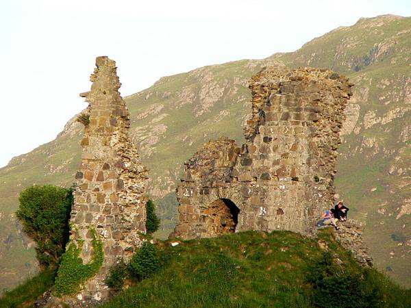 7. 25 Castle Moil, Kyleakin, Isle of Skye 3