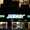 SUBWAY  他們叫 賽百味 XD