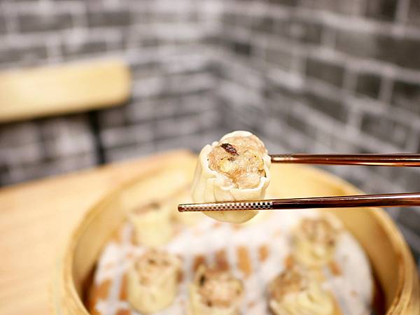 圓聚鼎小籠包-苗栗手工湯包、蒸餃、燒賣，頭一次吃到青江菜口味
