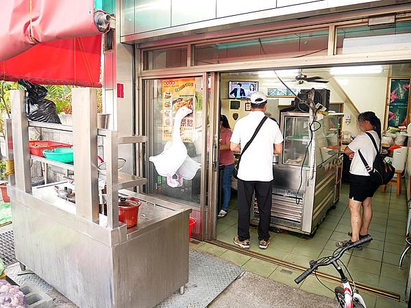 賴記民雄鵝肉（原葉記鵝肉）-台南新市鵝肉推薦，原本是民雄老字