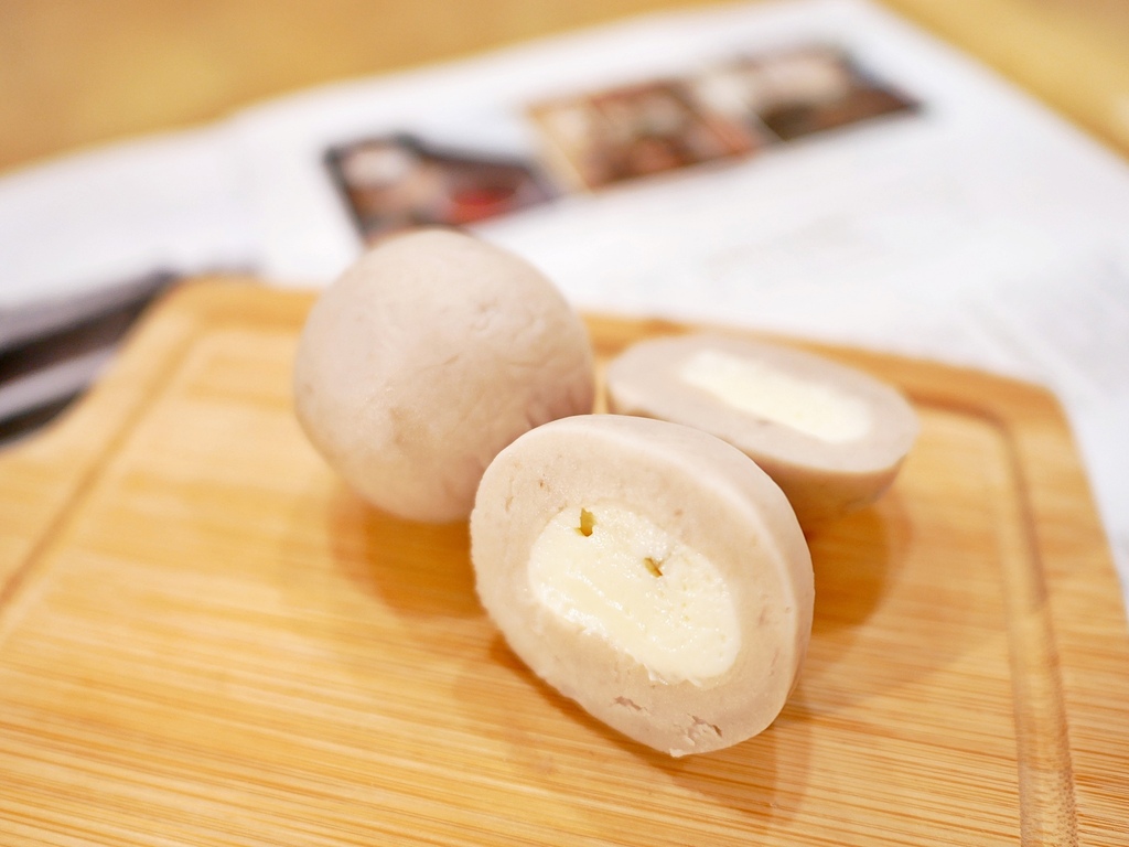 台南人氣芋泥球新開幕，「我捲烘焙」終於有實體店面，五種口味還