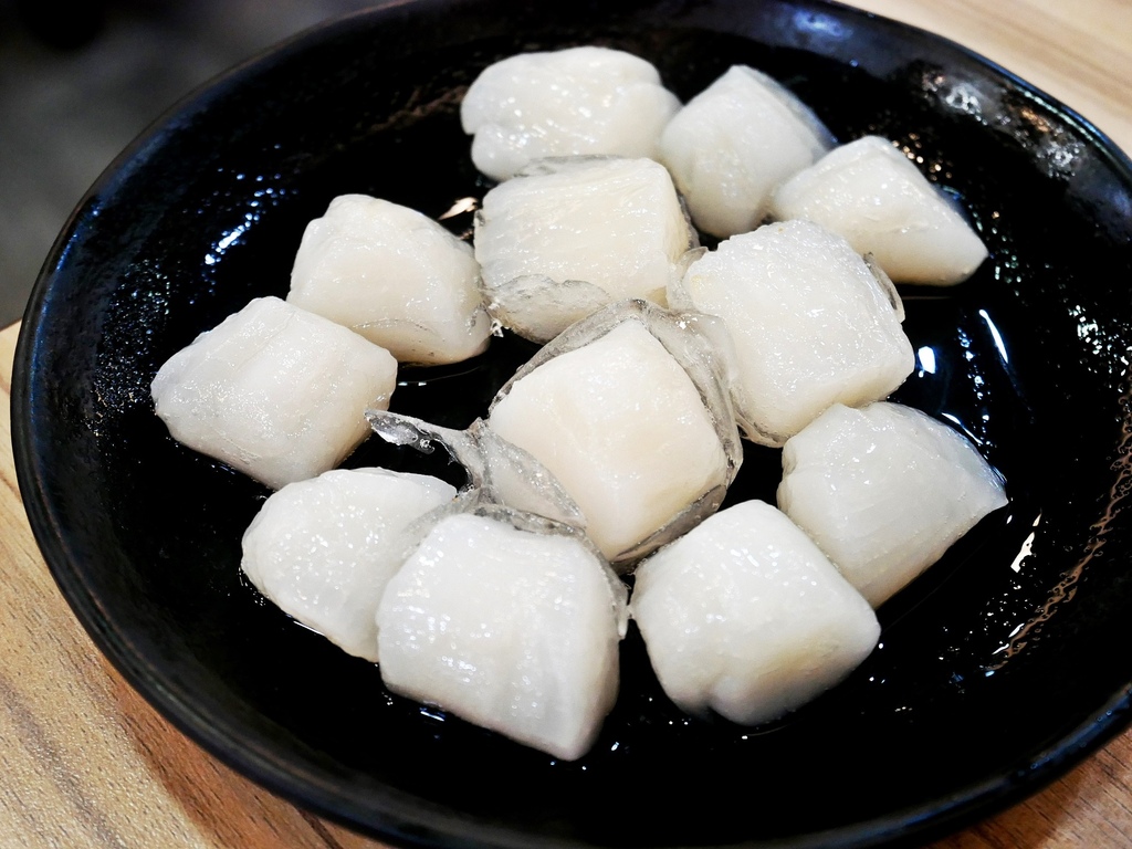 桃園中壢小火鍋吃到飽，7款麵食加壽喜燒飯通通無限量供應，近3