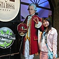 everybody takes a photo with the Mozart live size cardboard