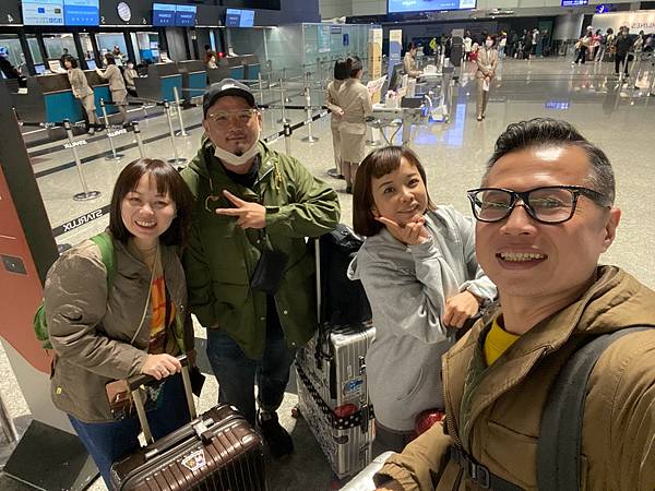 2024年美西之旅 咖哩我們來找你囉Day 1.「桃園機場 2024年美西之旅 咖哩我們來找你囉Day 1.「桃園機場