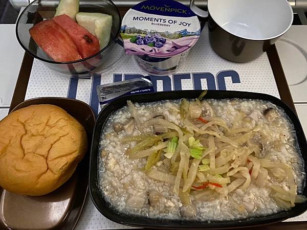 2024年美西之旅 咖哩我們來找你囉Day 1.「桃園機場 2024年美西之旅 咖哩我們來找你囉Day 1.「桃園機場