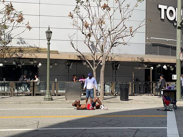 2024年美西之旅 咖哩我們來找你囉Day 4.「HOOL