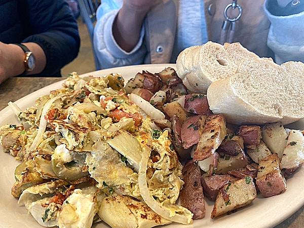 2024年美西之旅 咖哩我們來找你囉Day 12.「Caf 2024年美西之旅 咖哩我們來找你囉Day 12.「Caf