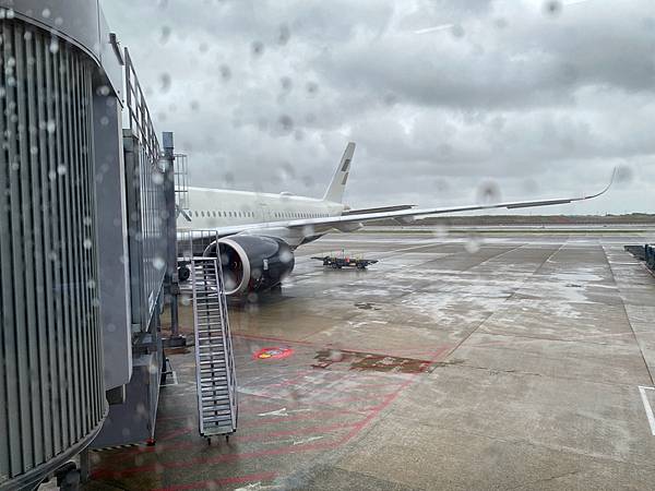 2024 秋 去找富士山玩Day1. 「格拉斯麗新宿酒店