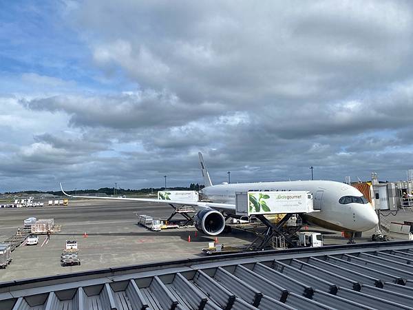 2024 秋 去找富士山玩Day1. 「格拉斯麗新宿酒店