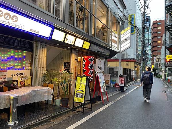 2024 秋 去找富士山玩Day1. 「格拉斯麗新宿酒店