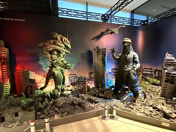 2024 秋 去找富士山玩Day1. 「格拉斯麗新宿酒店