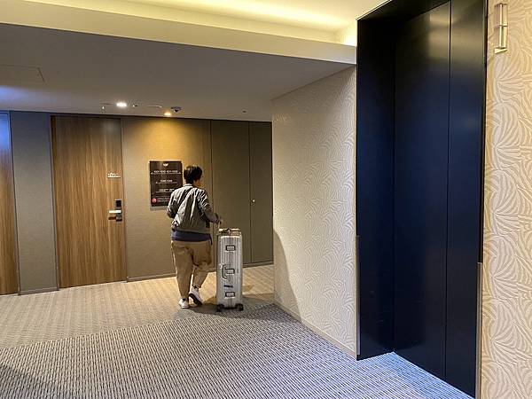 2024 秋 去找富士山玩Day1. 「格拉斯麗新宿酒店