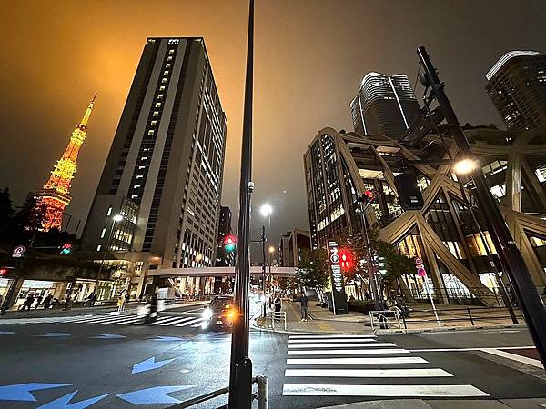 2024 秋 去找富士山玩Day1. 「格拉斯麗新宿酒店