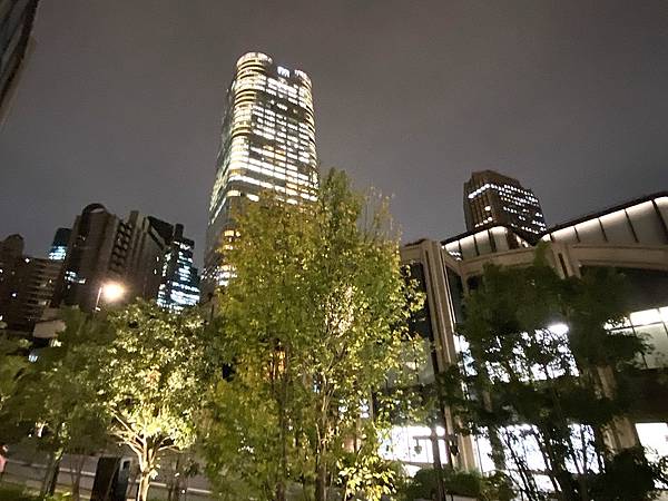 2024 秋 去找富士山玩Day1. 「格拉斯麗新宿酒店