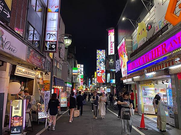 2024 秋 去找富士山玩Day1. 「格拉斯麗新宿酒店