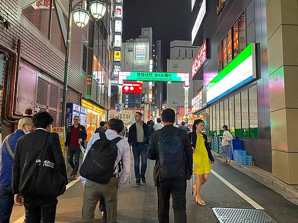 2024 秋 去找富士山玩Day1. 「格拉斯麗新宿酒店