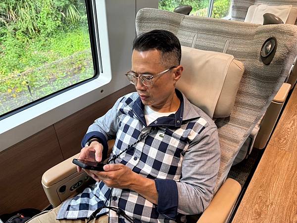 2024 秋 去找富士山玩Day2. 「搭乘踊子號伊豆半 2024 秋 去找富士山玩Day2. 「搭乘踊子號伊豆半