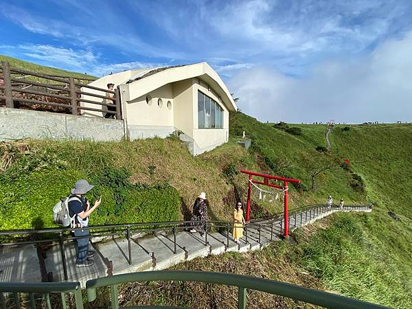 2024 秋 去找富士山玩Day2. 「搭乘踊子號伊豆半 2024 秋 去找富士山玩Day2. 「搭乘踊子號伊豆半