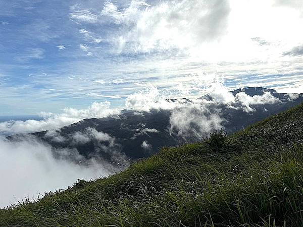2024 秋 去找富士山玩Day2. 「搭乘踊子號伊豆半 2024 秋 去找富士山玩Day2. 「搭乘踊子號伊豆半