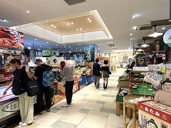 2024 秋 去找富士山玩Day2. 「搭乘踊子號伊豆半 2024 秋 去找富士山玩Day2. 「搭乘踊子號伊豆半