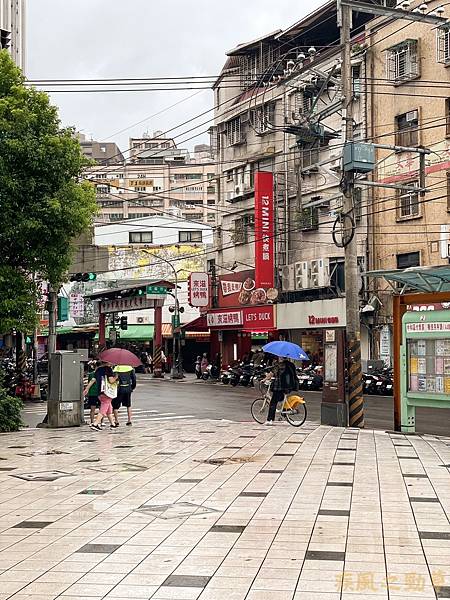 LINE_ALBUM_來茲烤鴨 好咖泰 賣冰的咖啡店_230805_1.jpg