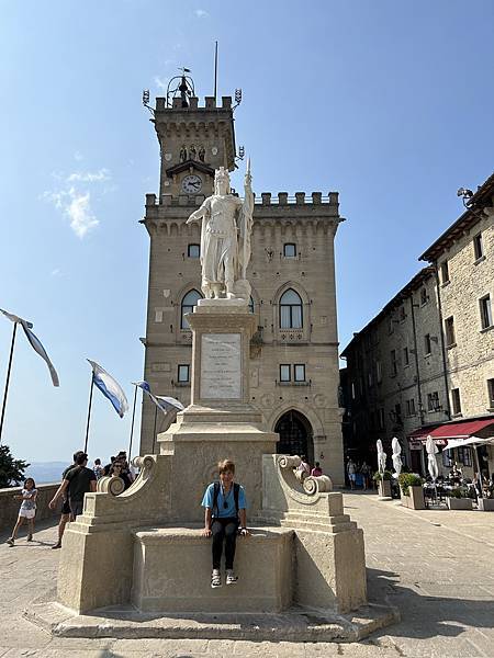 山中隱士,漫遊義大利國中國聖馬利諾(san marino)