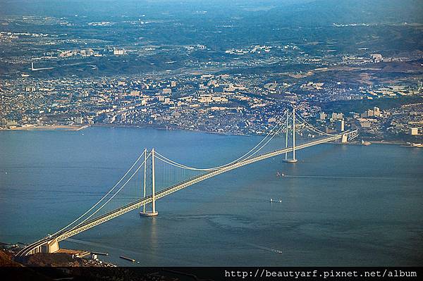 800px-Akashi_Bridge