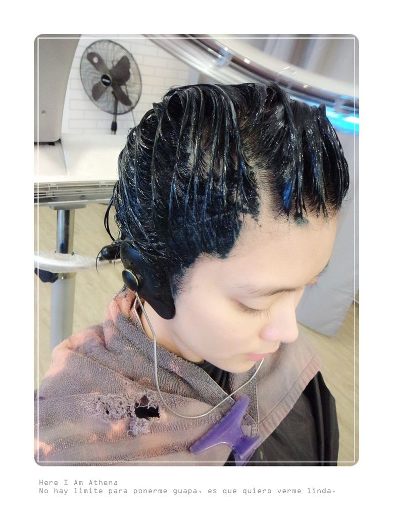 hair_8727.jpg hair_8727.jpg