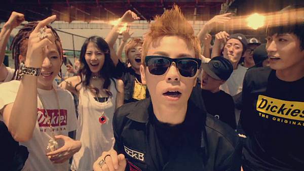 1080pBlock B HaloTeaser Final 1.1080p.mp40443.jpg