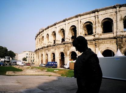 nimes02