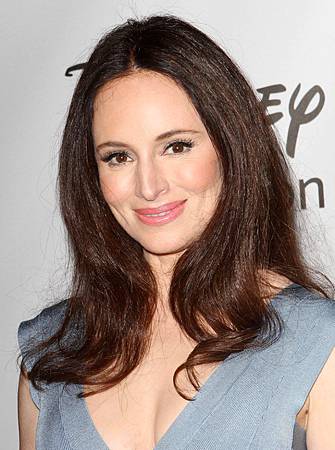 Madeleine stowe.jpg