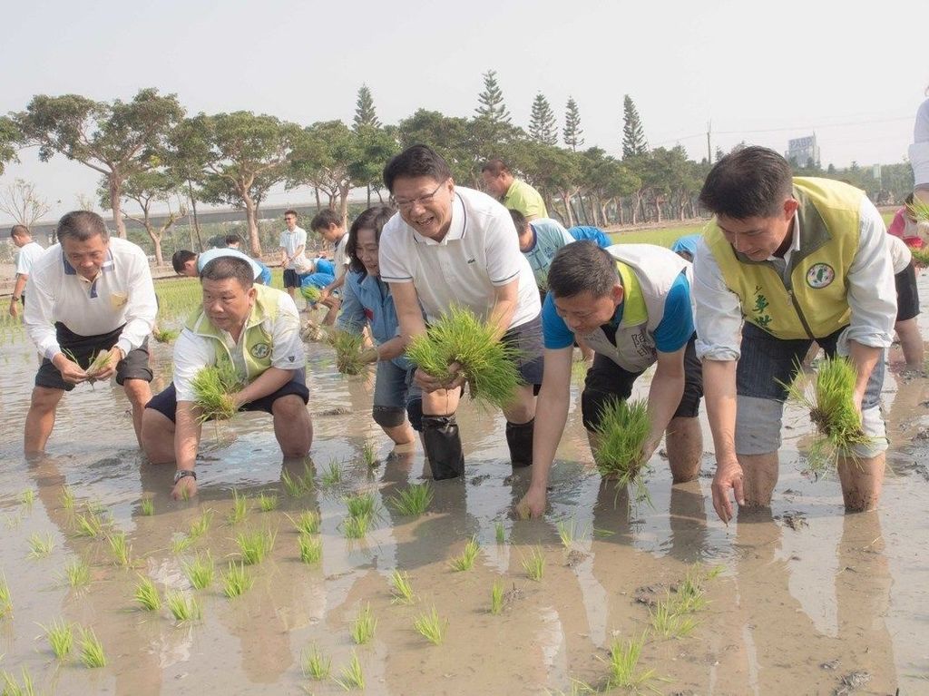 [新年好去處]2017屏東熱帶農業博覽會.歡迎民眾免費參觀