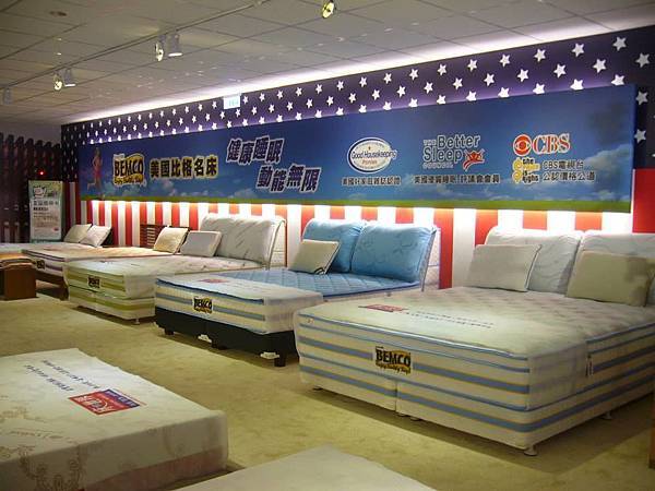 330507-14120PZH673.jpg 330507-14120PZH673.jpg