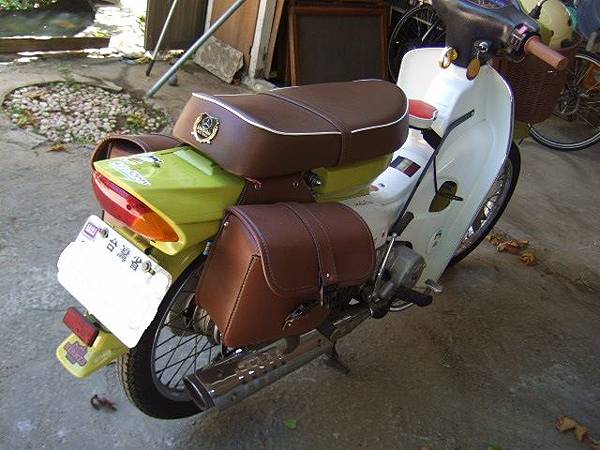 Diy金旺 100 爺爺安裝方向燈 Sena的部落格 痞客邦