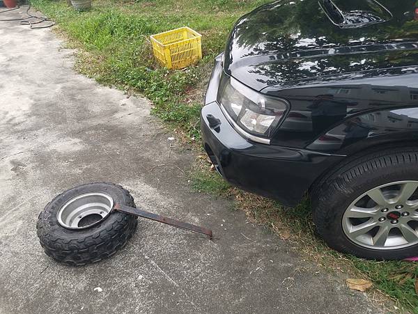 DIY：更換沙灘車前輪框與輪胎