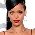 111512-fashion-and-beauty-rihanna-ellen