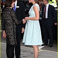 kate-middleton-baby-bump-at-art-room-reception-05.jpg