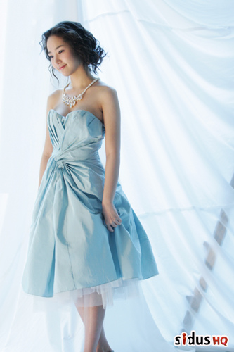ParkMinYoung_Instyle_200804_09.jpg
