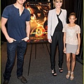 jennifer-lawrence-broward-mall-hunger-games-tour-08.jpg