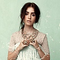 Lily-Collins-008.jpg