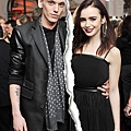 1375981477_lily-collins-jamie-campbell-bower-lg.jpg