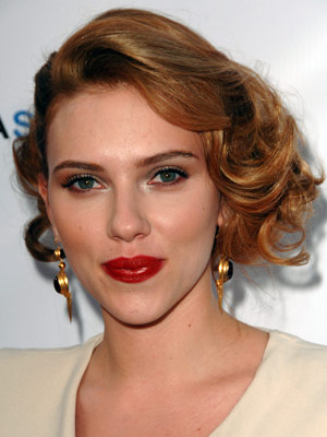 scarlett-johansson-hairstyles-july-23-2009-dailymakeover.jpg