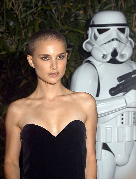 natalie_portman_bald.jpg