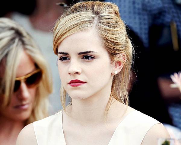 Emma-Watson-Beautiful.jpg