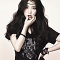 iu_in_a_hippie_look_for_g_by_guess-1233.jpg